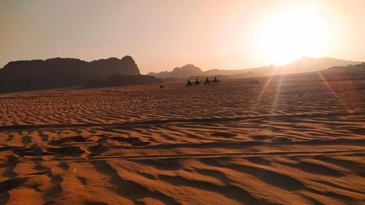 Отель Bedouin Life Camp Вади-Рам Экстерьер фото