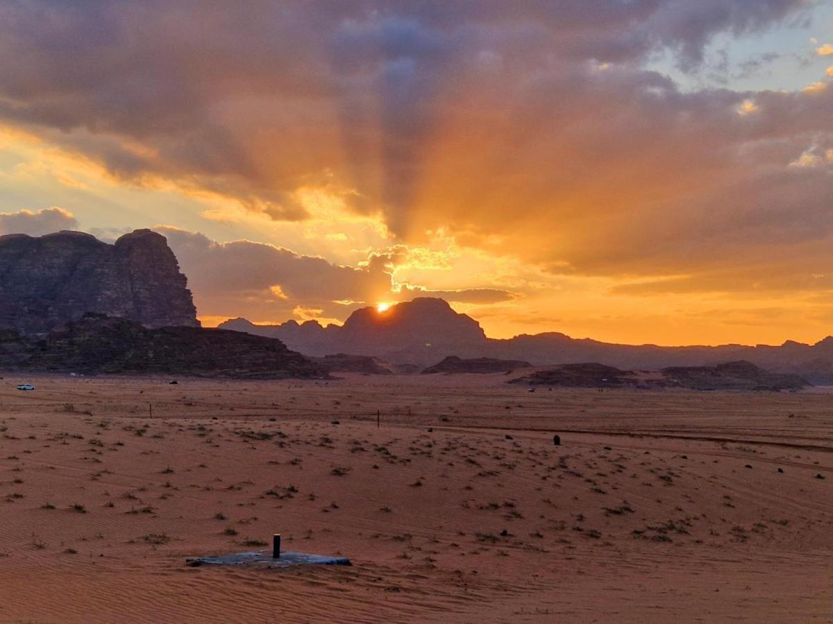 Отель Bedouin Life Camp Вади-Рам Экстерьер фото